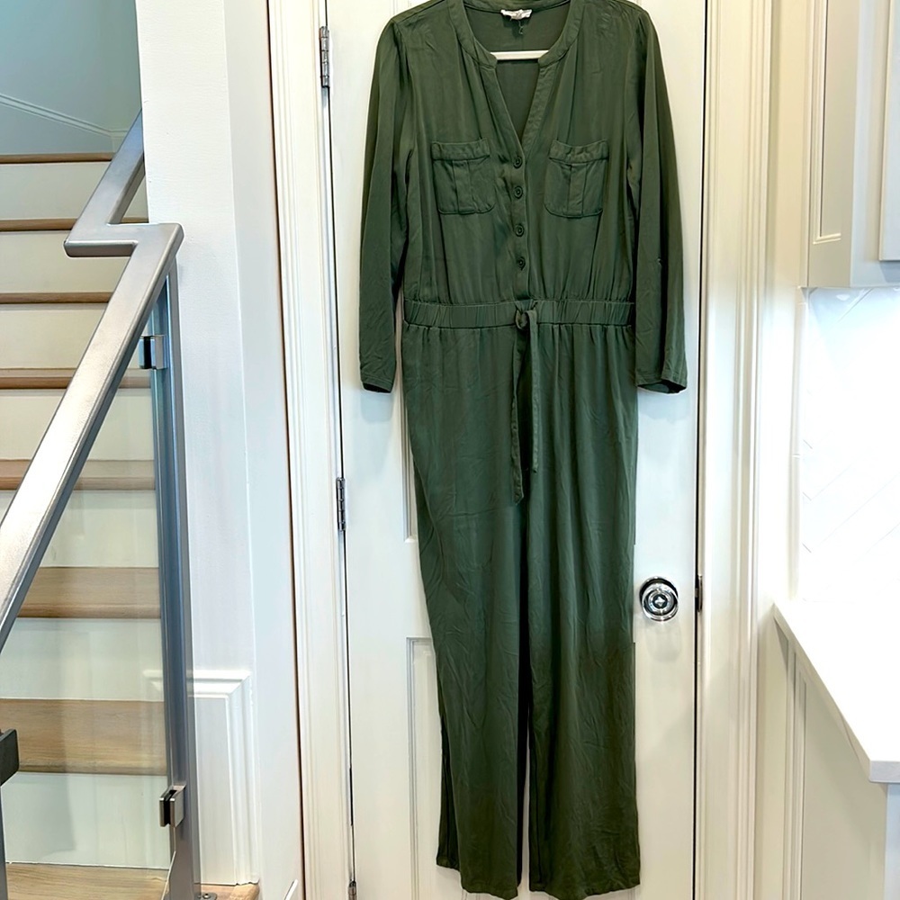 Cupio Olive or Army Green Jumpsuit w/ Elastic Waist Arms are Adjustable sz.L